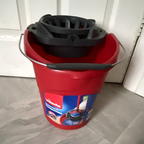 Vileda red round plastic mop - vileda,